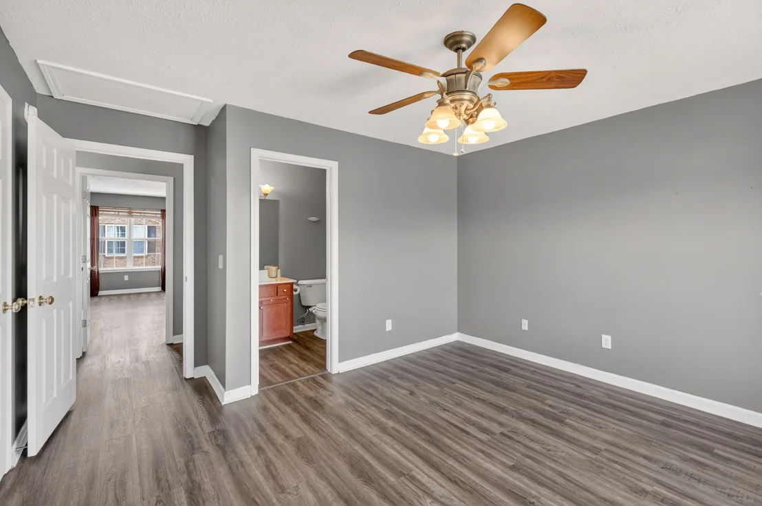 Photo of Unit 2 at 465 Warrior Dr