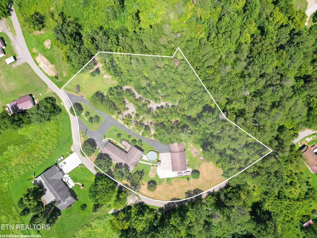 Photo of 175 Oswego Rd
