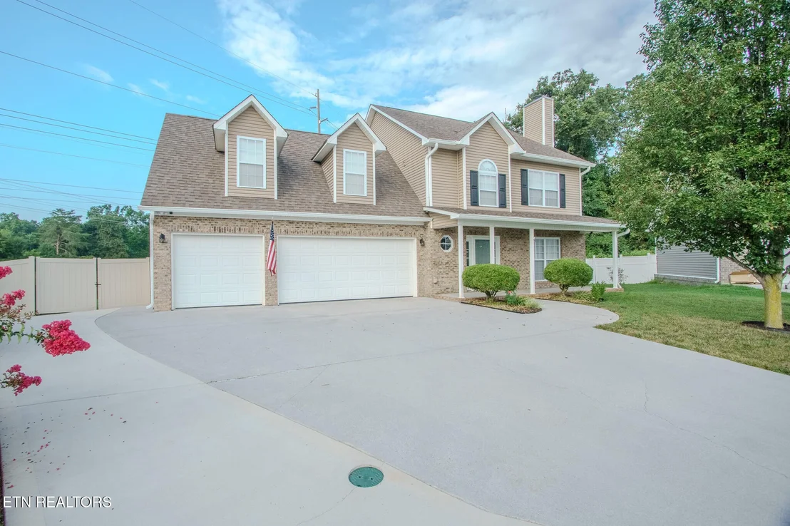 Photo of 8400 Reality Lane