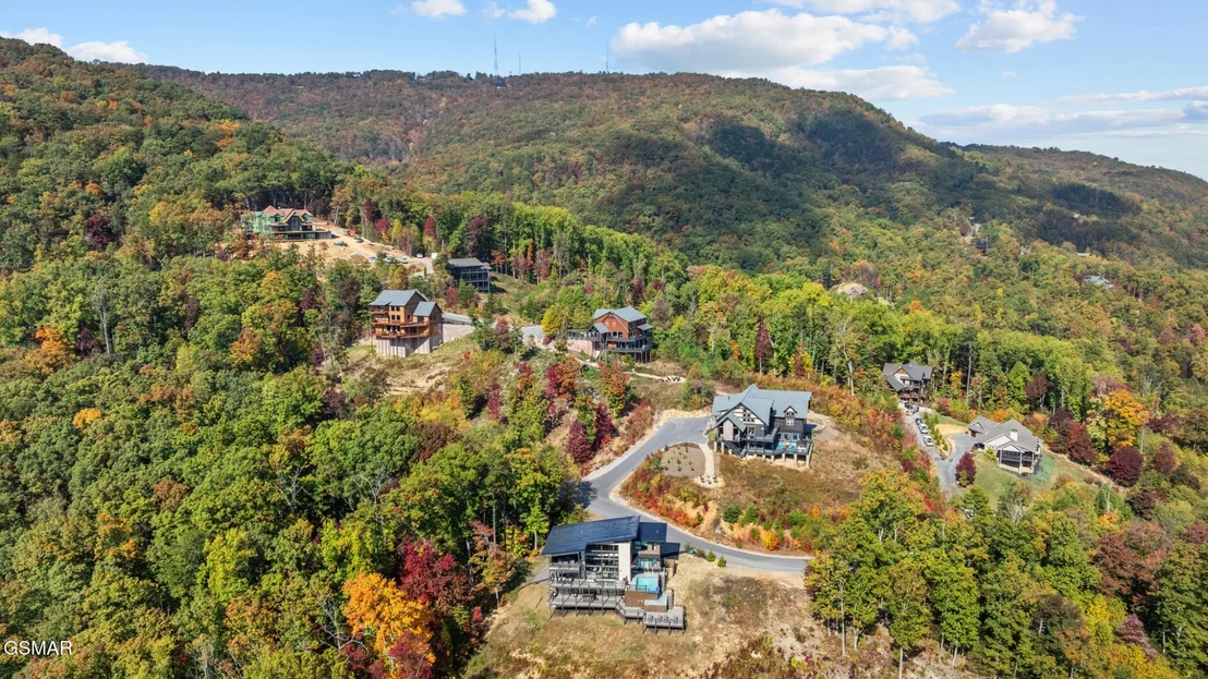Photo of 3047 Mountaineer Trail