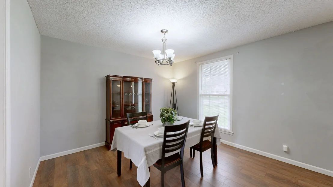 Photo of 206 Tyne Blvd
