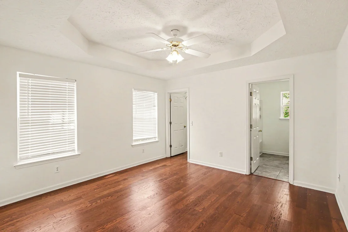 Photo of 503 Hackney Dr
