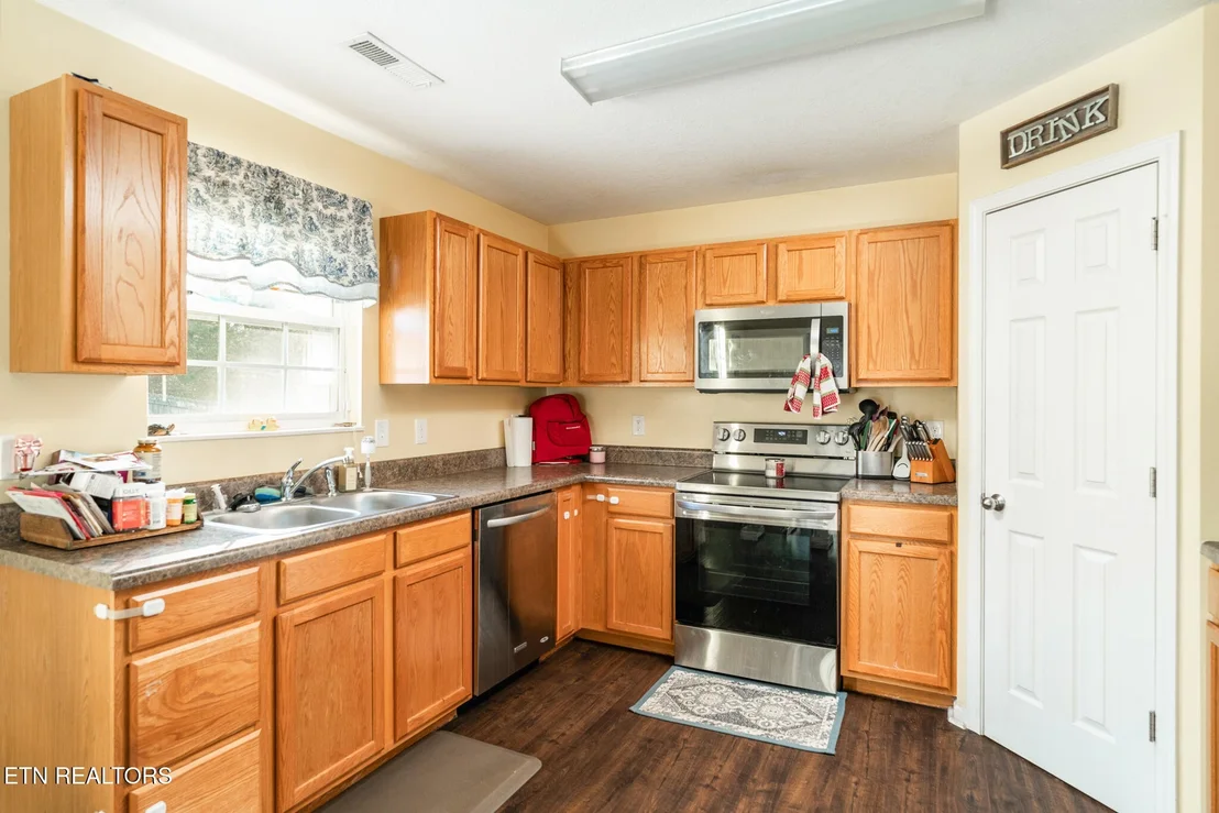 Photo of 5035 Cattail Lane