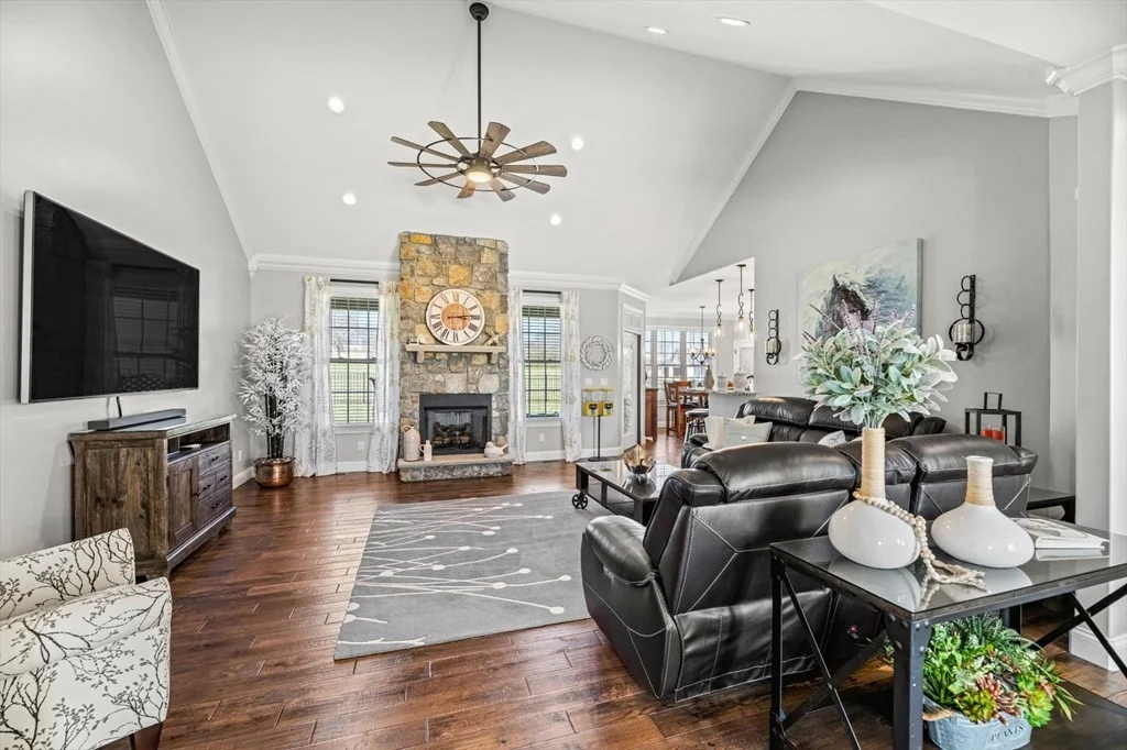 Photo of 1429 Rippling Waters Circle
