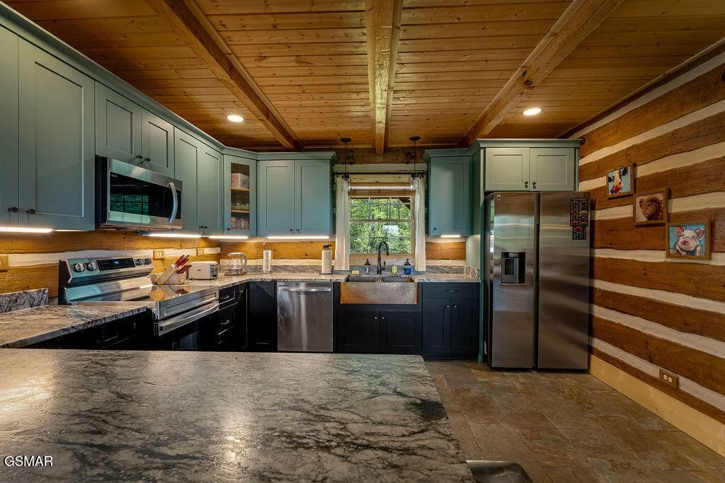 Photo of 335 Hawken Drive