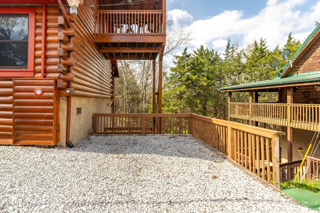 Photo of 1074 Willard Way