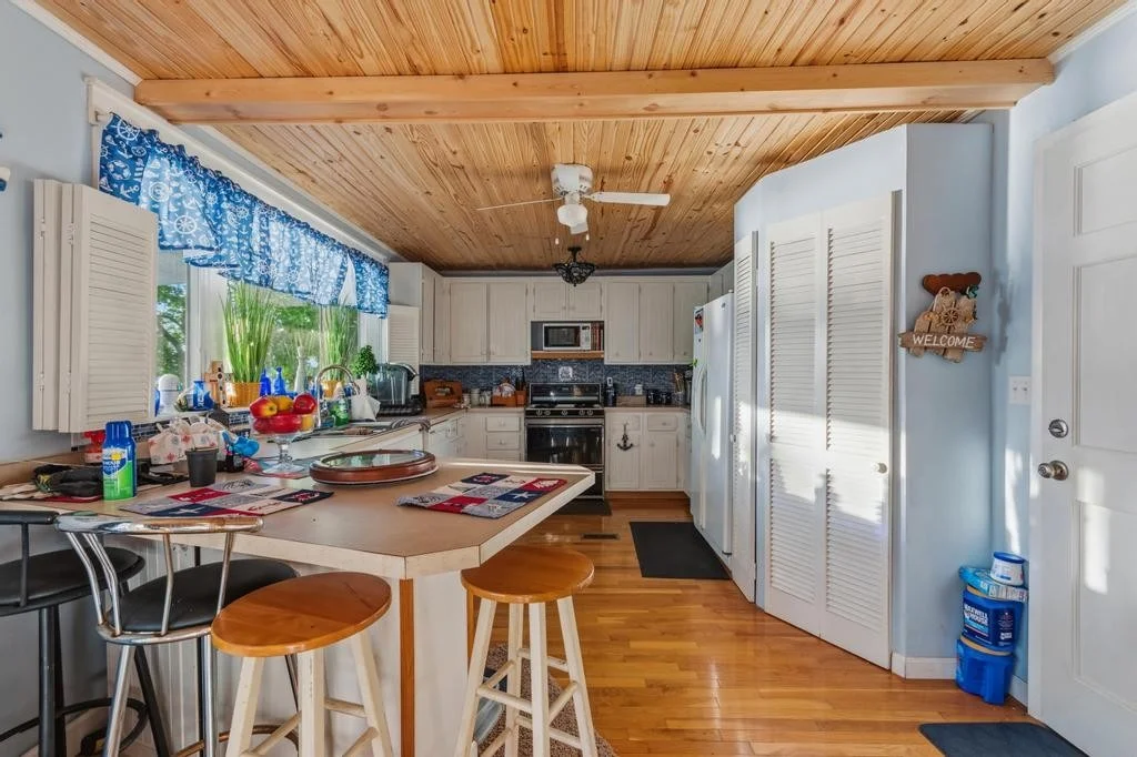 Photo of 774 Ridge Dr