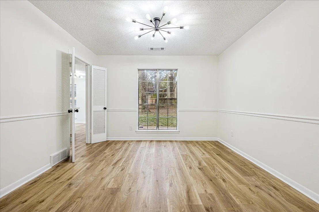 Photo of 4309 BEECHCLIFF LN