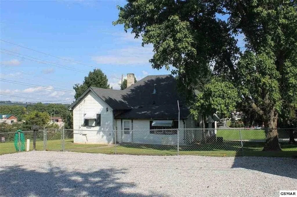 Photo of 703 EASTERN Street
