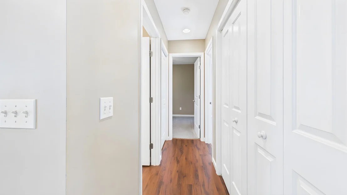 Photo of 138 Deepwood Dr