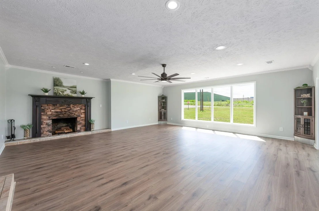 Photo of 200 HILLCREST DR