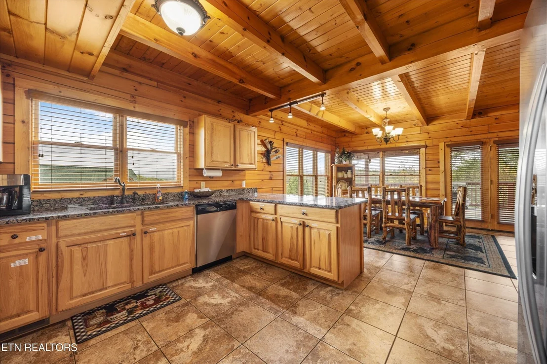 Photo of 1107 N Trail Drive
