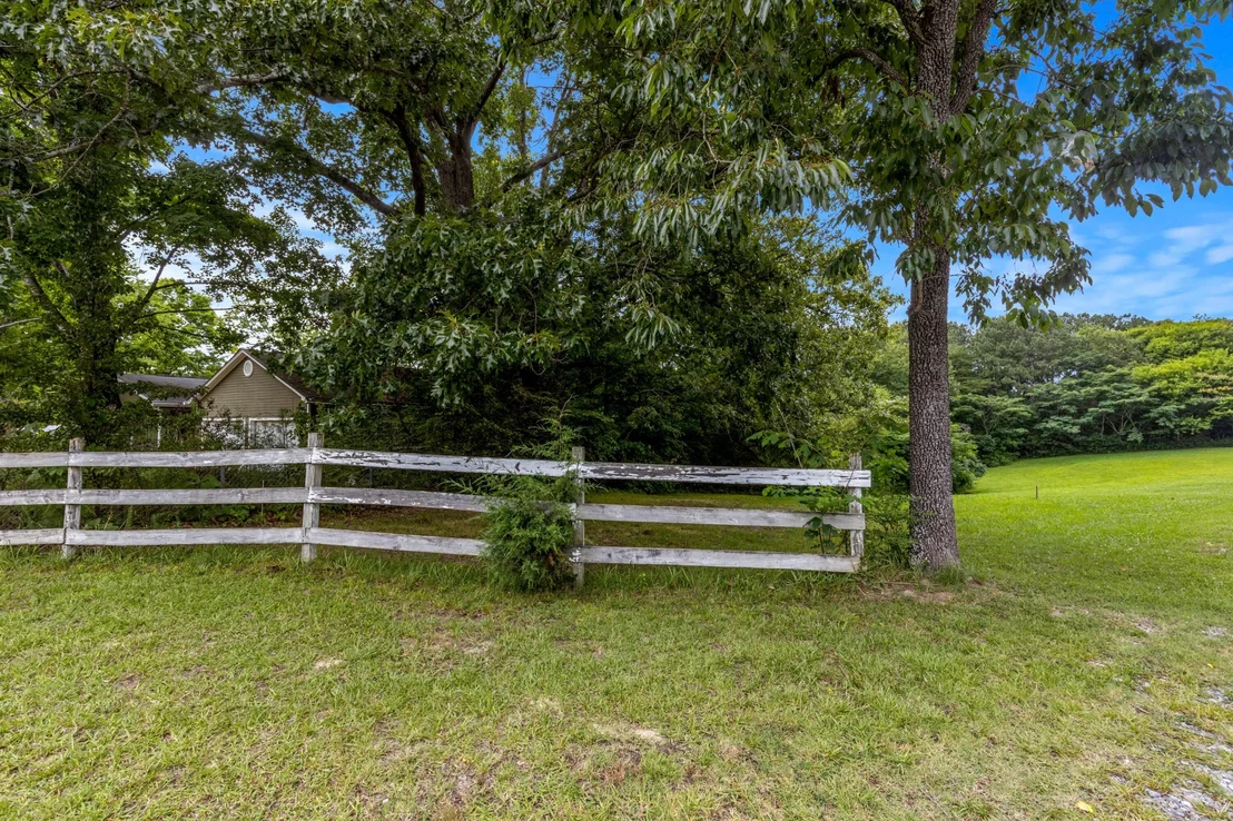 Photo of 4475 Bates Pike SE