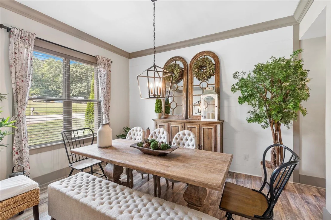 Photo of 8417 Pine Ridge Road