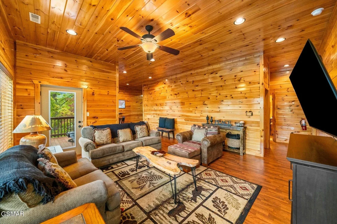 Photo of 4052 Ridgeback Ln