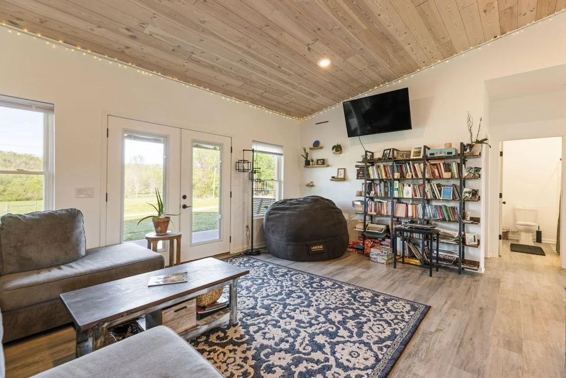 Photo of 448 Duncan Cir