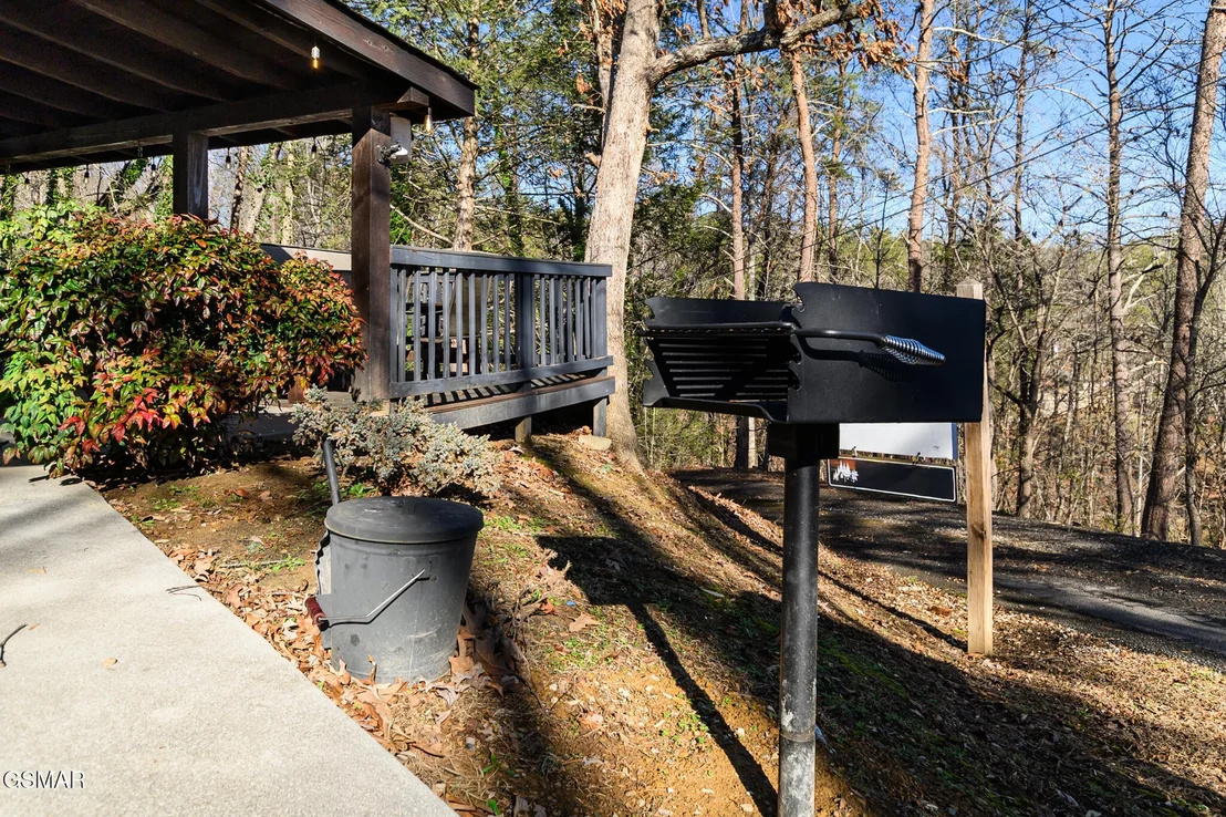 Photo of 2834 Longvale Lane