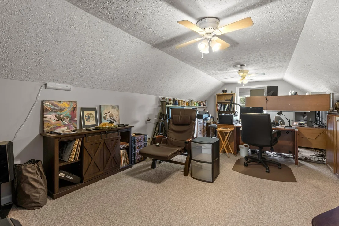 Photo of 122 Eagle Point Drive