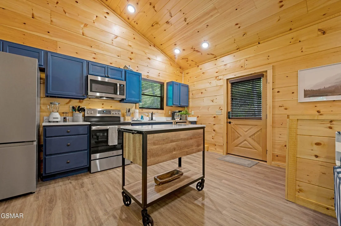 Photo of 1613 Bluff Ridge Road