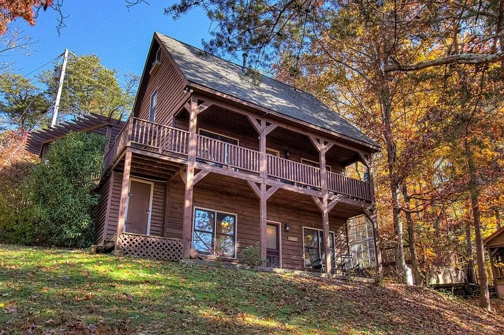Photo of 2846 Mountain View Circle