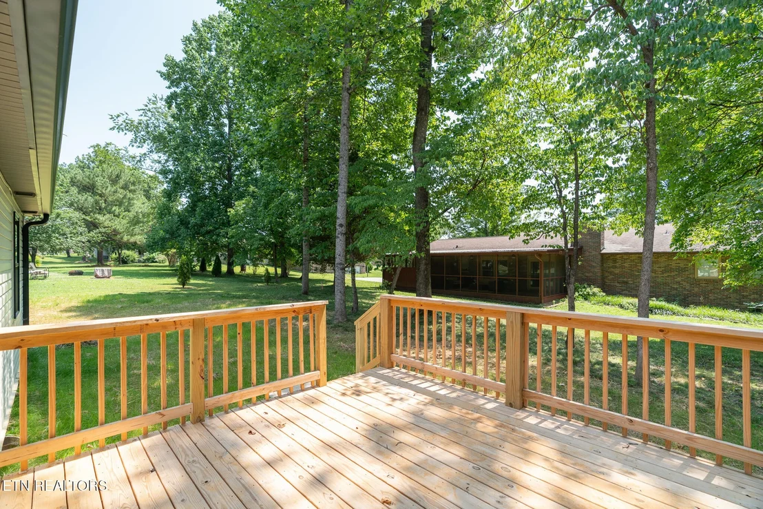 Photo of 729 Whippoorwill Circle