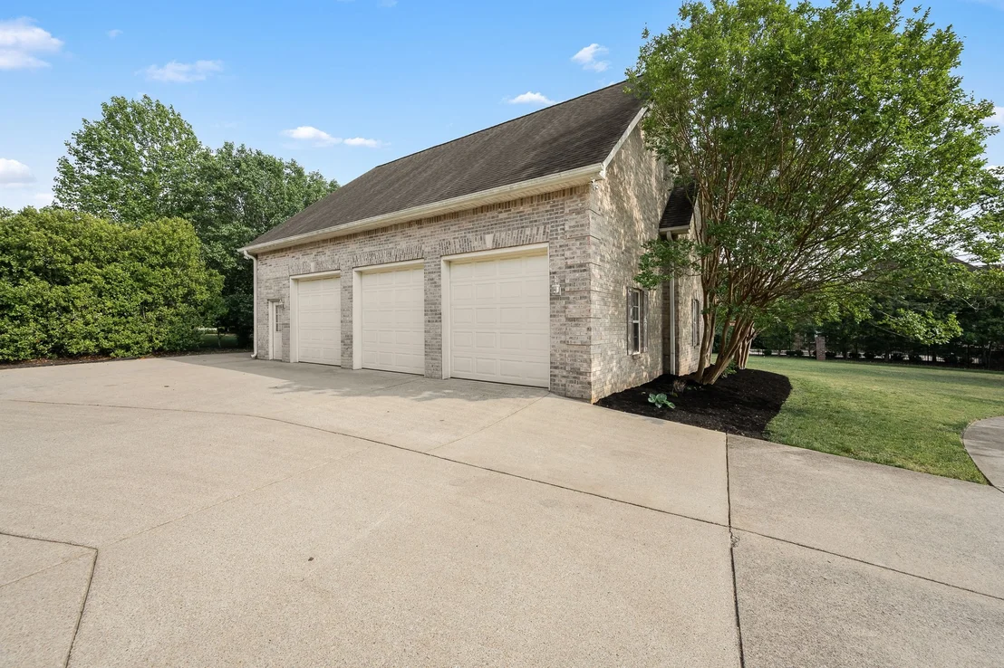 Photo of 3418 Lawncrest Cv