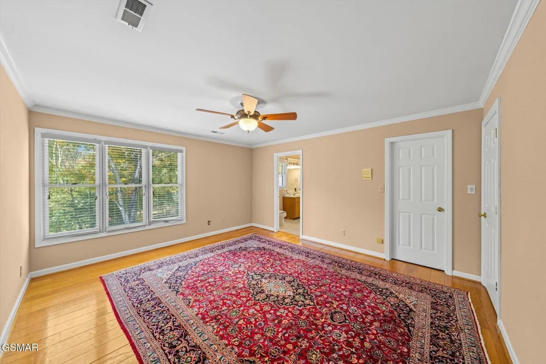 Photo of 1435 White Oak Drive