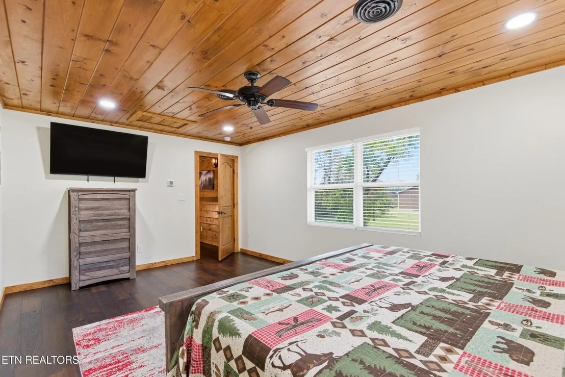 Photo of 2690 High Valley Drive