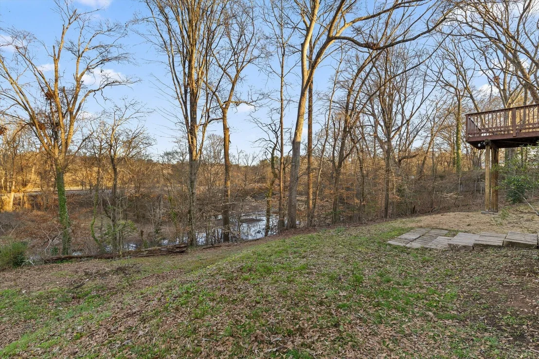 Photo of 142 Douglas Drive
