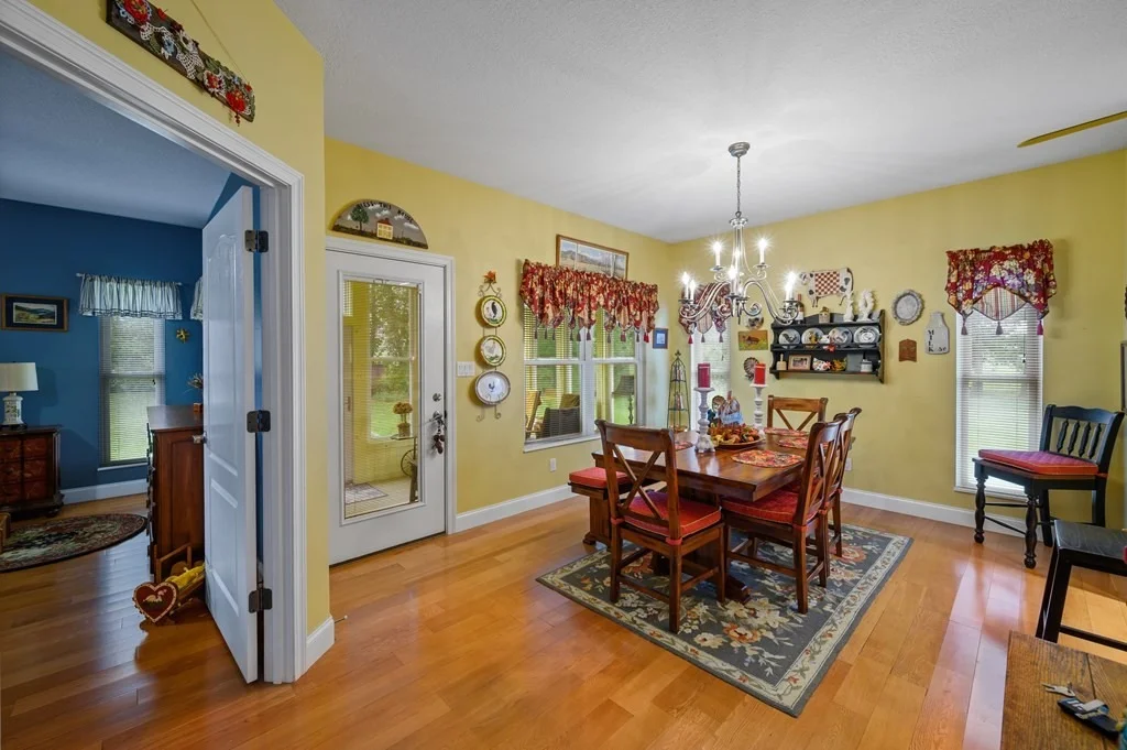 Photo of 2225 Meadowbrook Lane