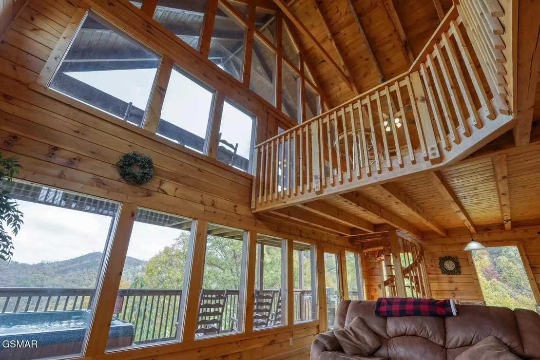 Photo of 2131 Windy Lane