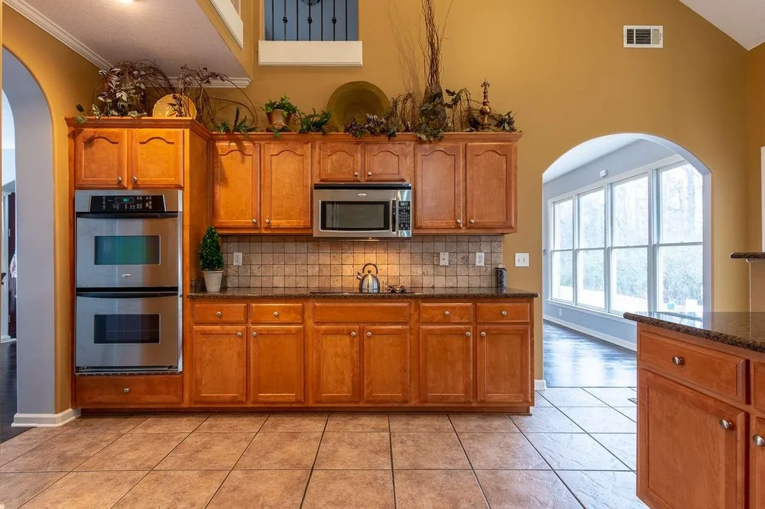 Photo of 6081 MAHER TRL