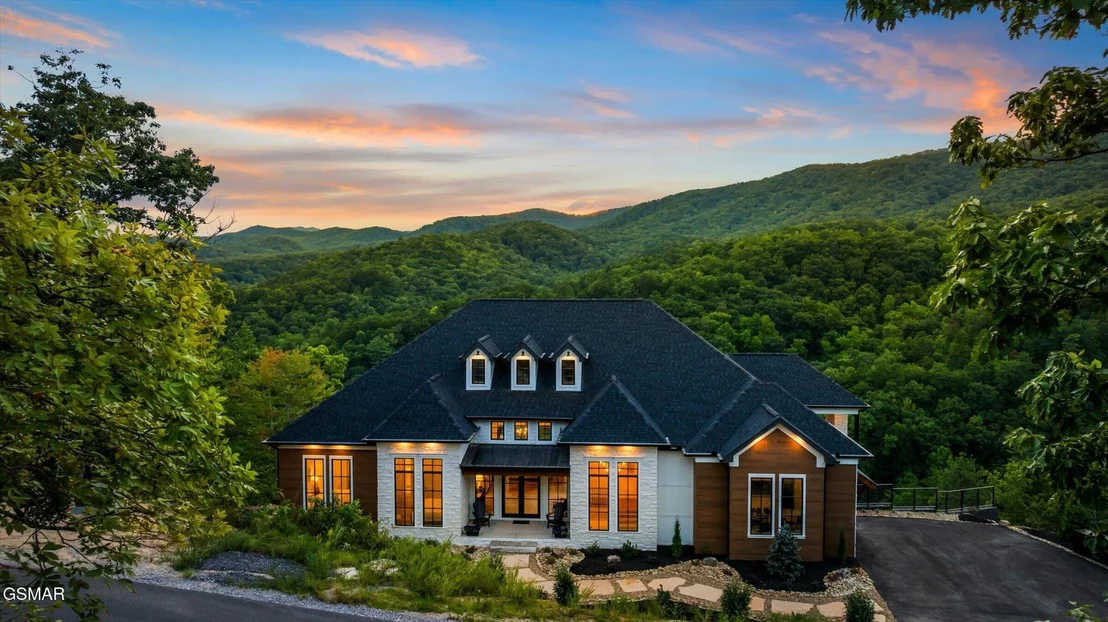 Photo of 3104 Smoky Bluff Trail
