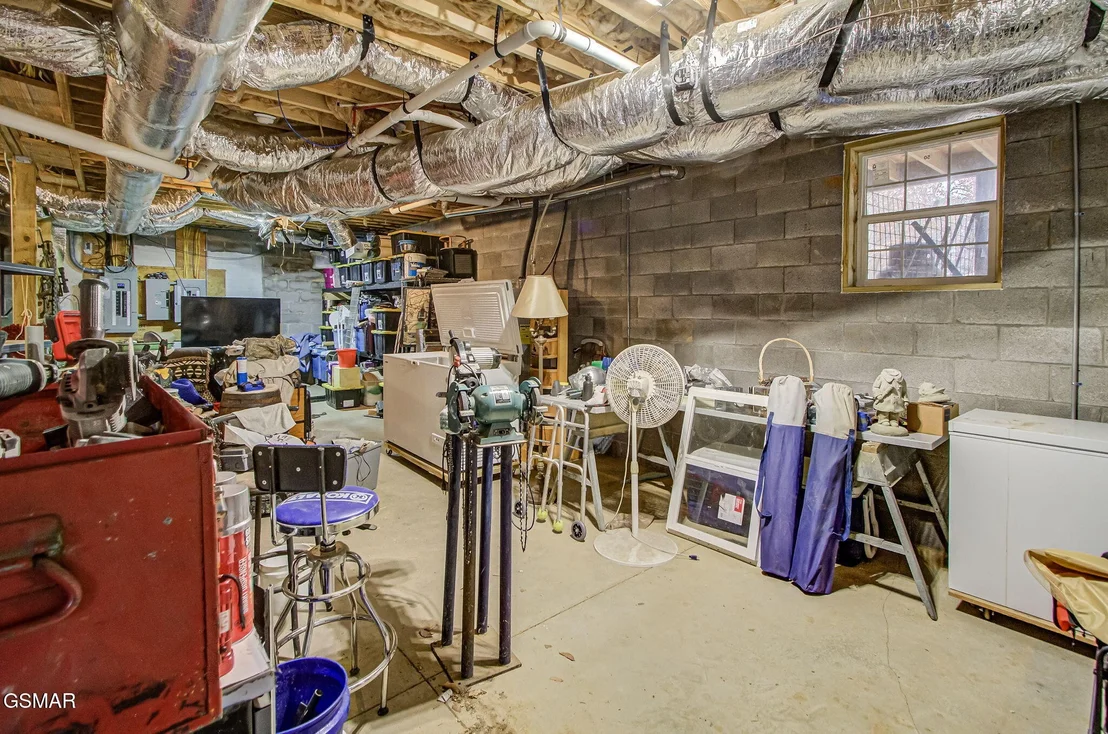 Photo of 3875 Poplar Lane