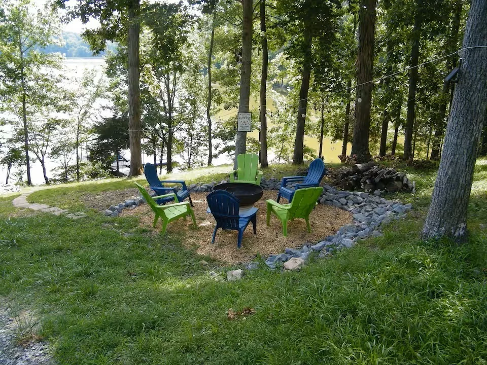 Photo of 73 Shore Dr