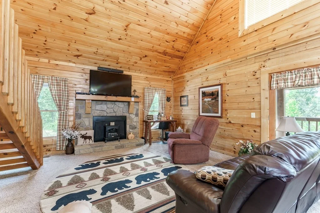 Photo of 907 Buck Way