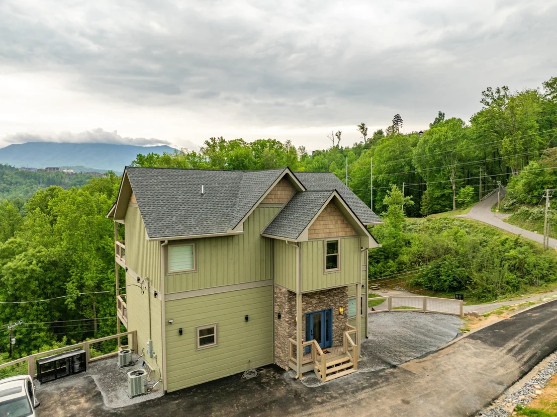 Photo of 1237 Hemlock Drive