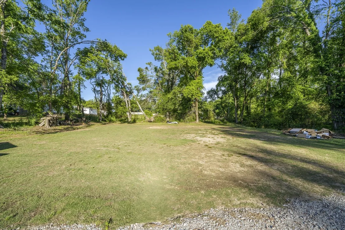 Photo of 730 CRAVENS DR