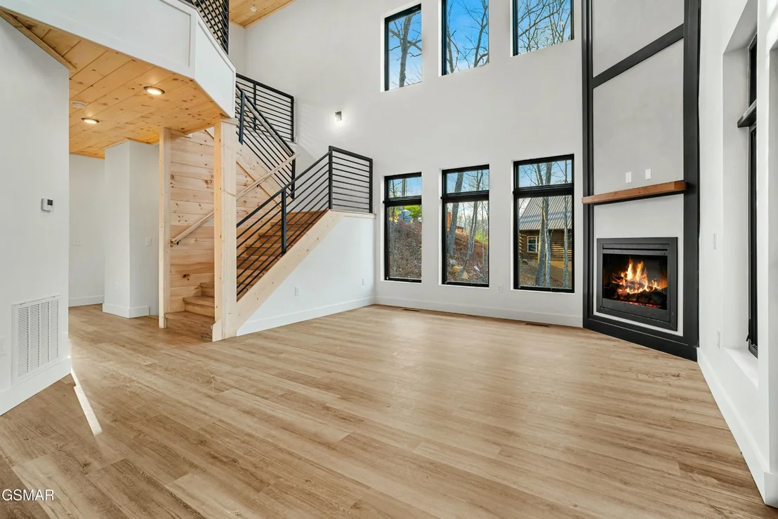 Photo of 2232 Spurling Road
