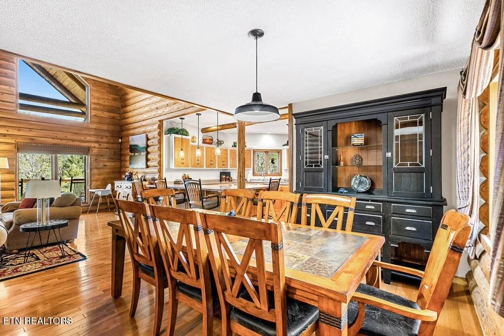 Photo of 206 Cobblestone Way