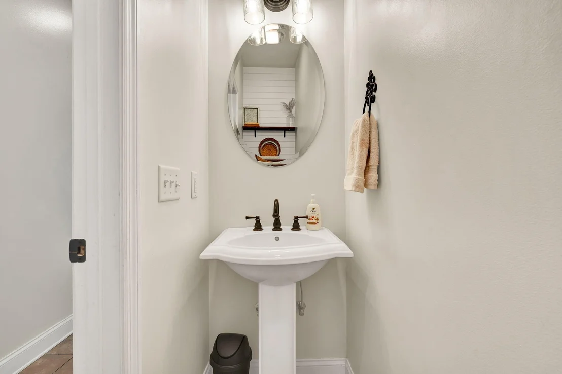Photo of 6873 Sam Smith Road