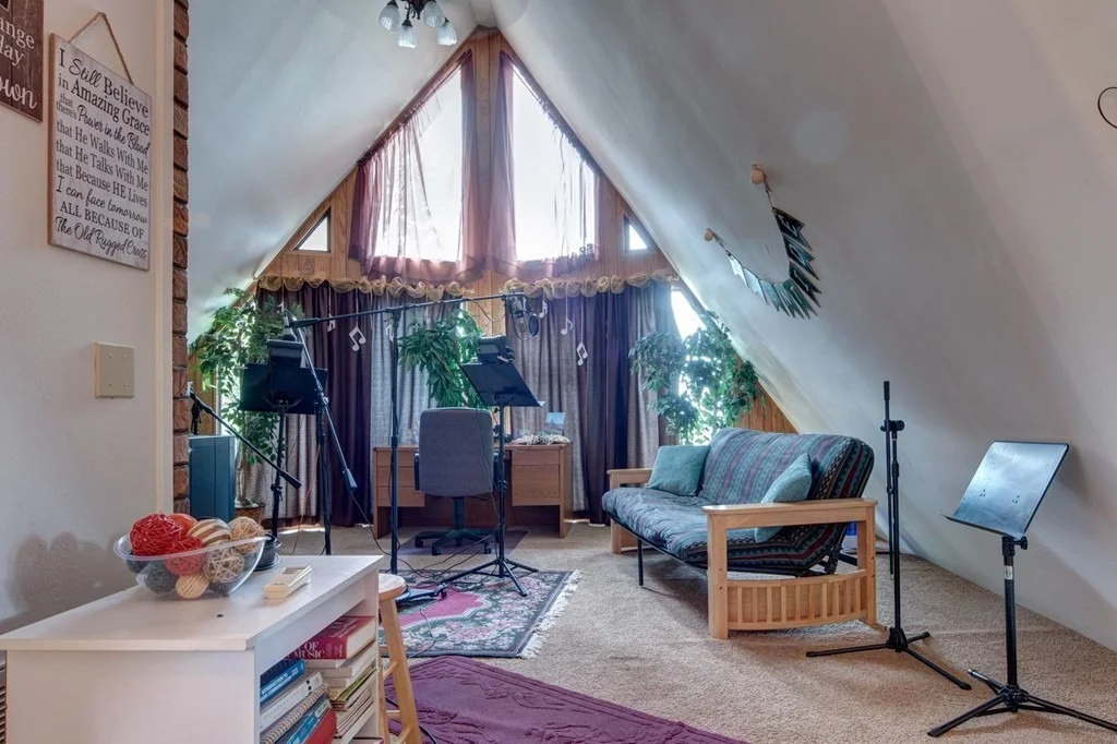 Photo of 372 Grandview Drive