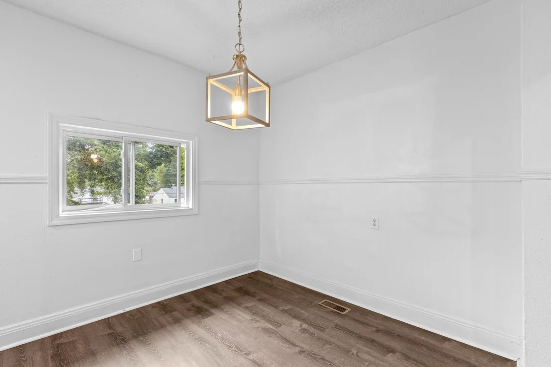 Photo of 1704 Tunnel Boulevard