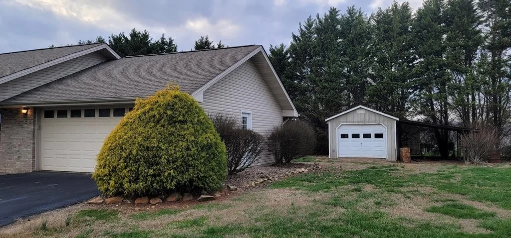 Photo of 2260 McCleary Road