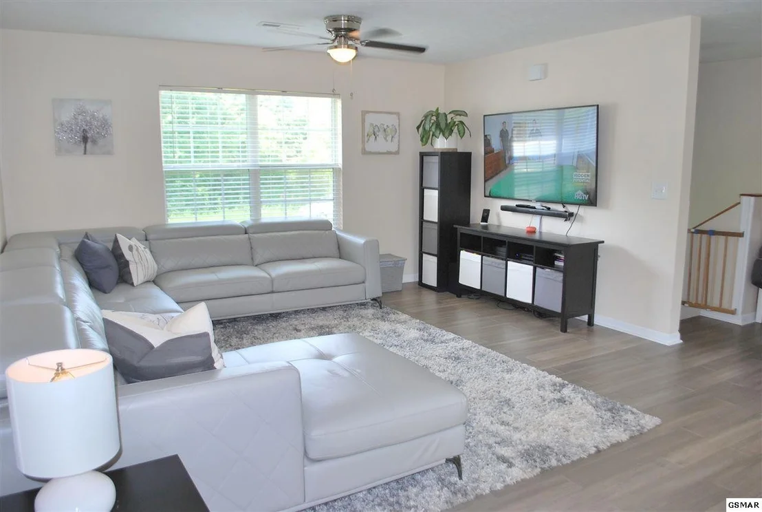 Photo of 227 River Valley Circle
