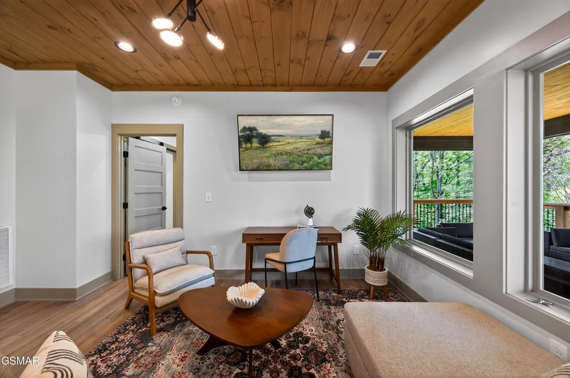 Photo of 3806 Revetta Circle