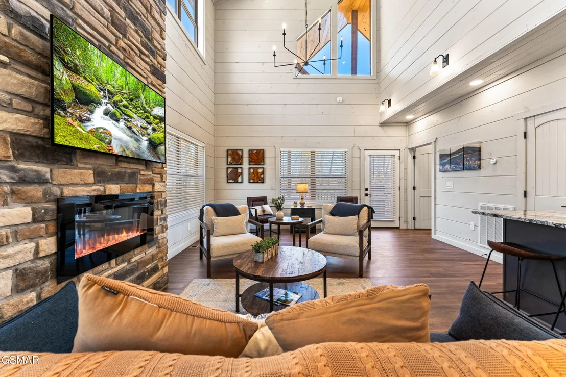 Photo of 2848 Sequoia Road