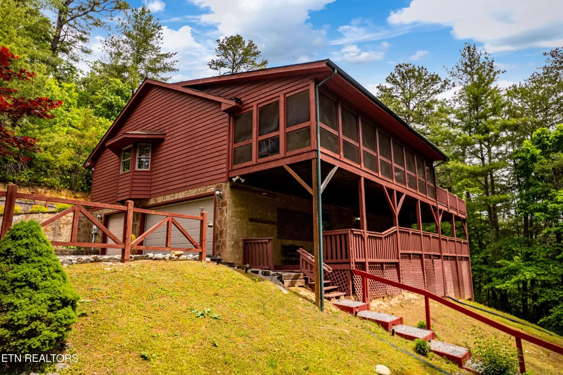 Photo of 229 Cobblestone Way