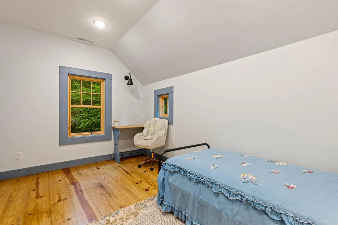 Photo of 32 Lantern Cove Road