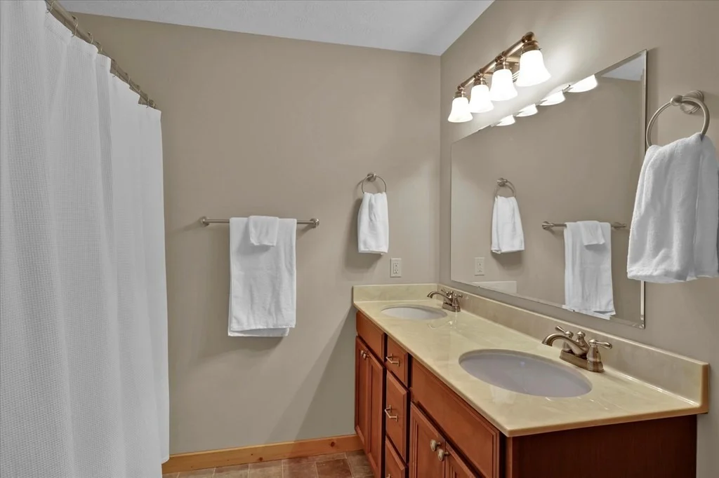 Photo of 1035 Shadow Ridge Drive
